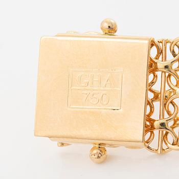 18K gold bracelet.