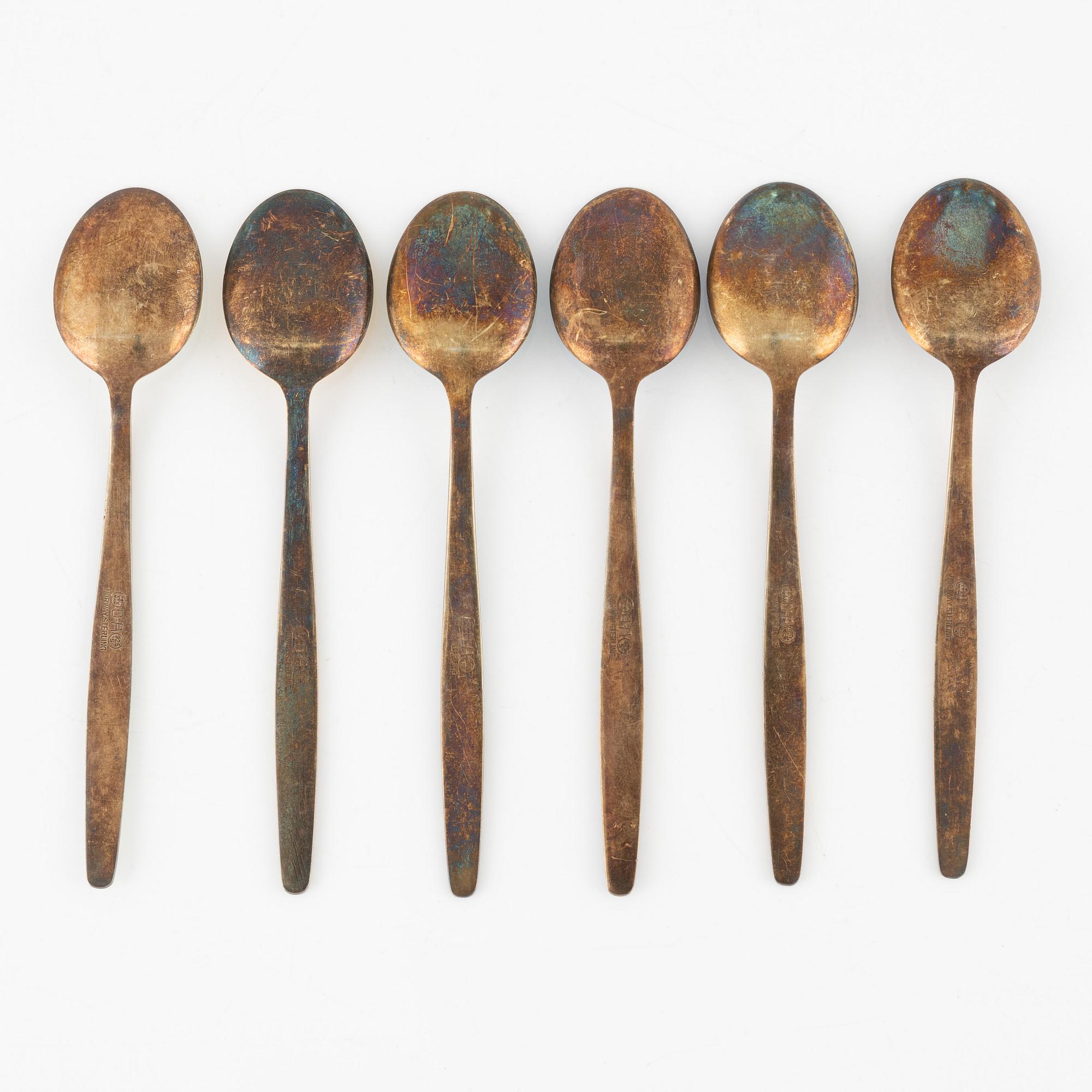 Enamel spoons, 6 pcs, sugar bowl and creamer, and two tongs, silver.