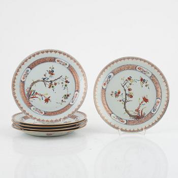 A set of six imari verte dishes, Qing dynasty, Kangxi (1662-1722).