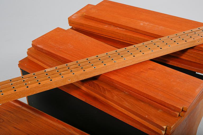 HYLLSYSTEM, "Royal system", Paul Cadovius, Danmark, 1900-talets tredje kvartal.