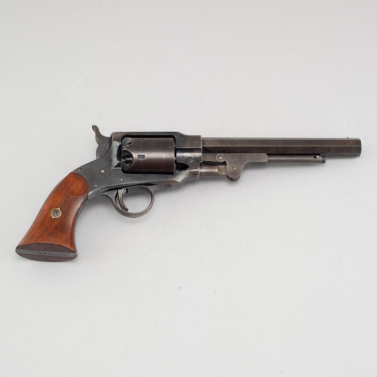 A Rogers & Spencer m/1865 revolver.