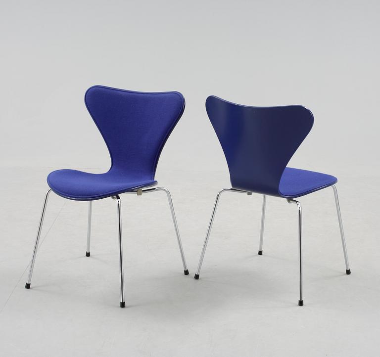 STOL, 8 st, "Sjuan", Arne Jacobsen, Fritz Hansen.