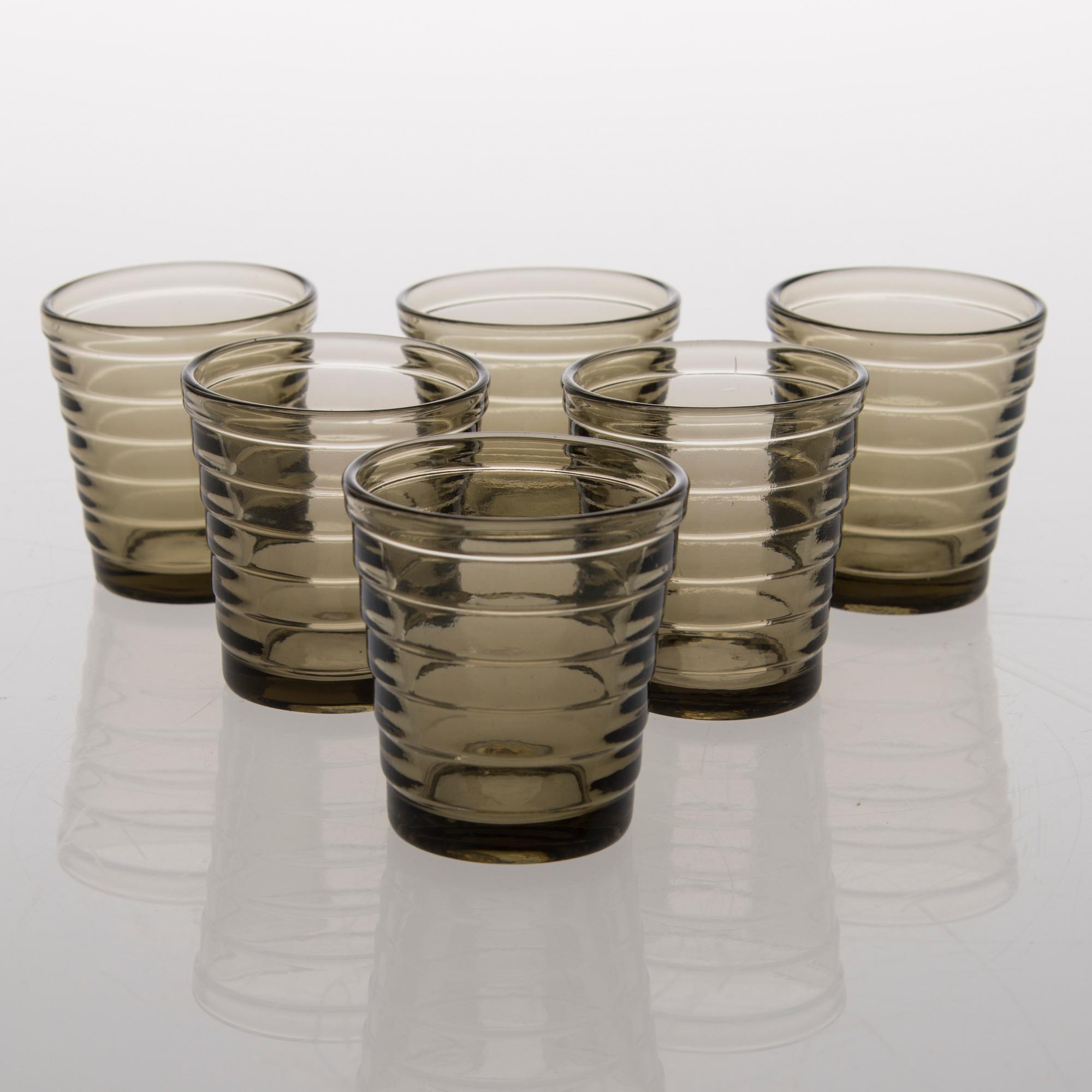 A 17-piece set of Bölgeblick Glassware by Karhula.