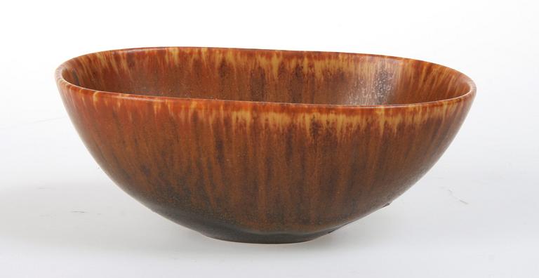 VAS samt SKÅLAR, 2 st, stengods, Stig Lindberg samt Carl-Harry Stålhane.