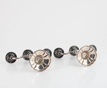 Kandelabrar, ett par, silver, svensk importstämpel K Anderson, Stockholm 1929.