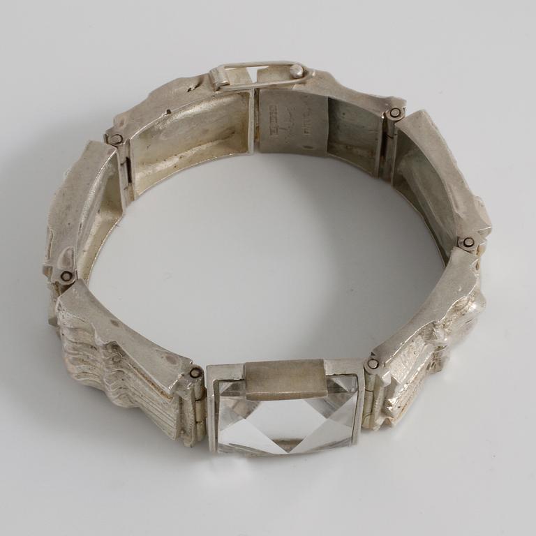 JORMA LAINE, a faceted rock crystal bracelet made in Åbo, 1973.