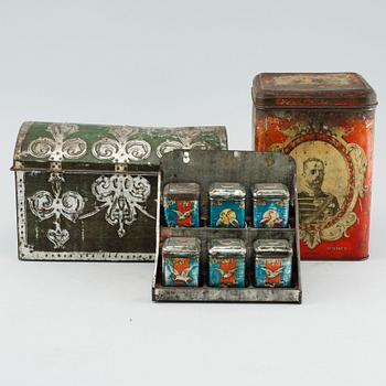 A set of tin cans, first half of the 20th century.