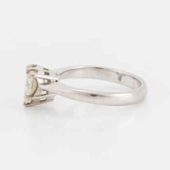 RING with heart faceted diamond.