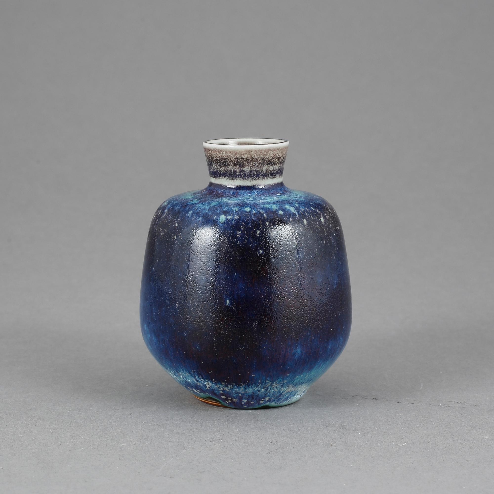 VAS, stengods. Berndt Friberg, Gustavsberg studio 1965.
