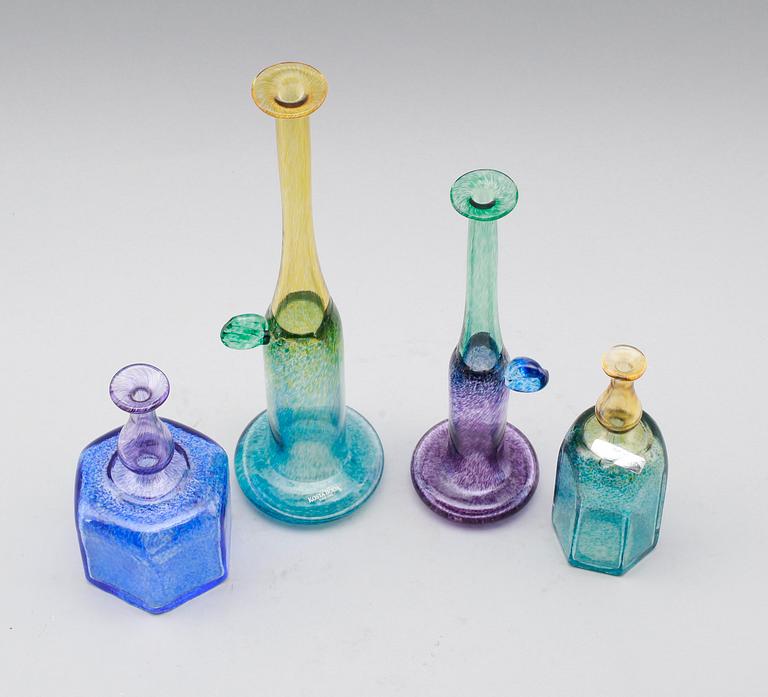 FLASKOR, 4 st, glas, Bertil Vallien, Kosta.
