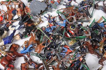 PARTI TENNSOLDATER, ca 150 st, 1900-tal.