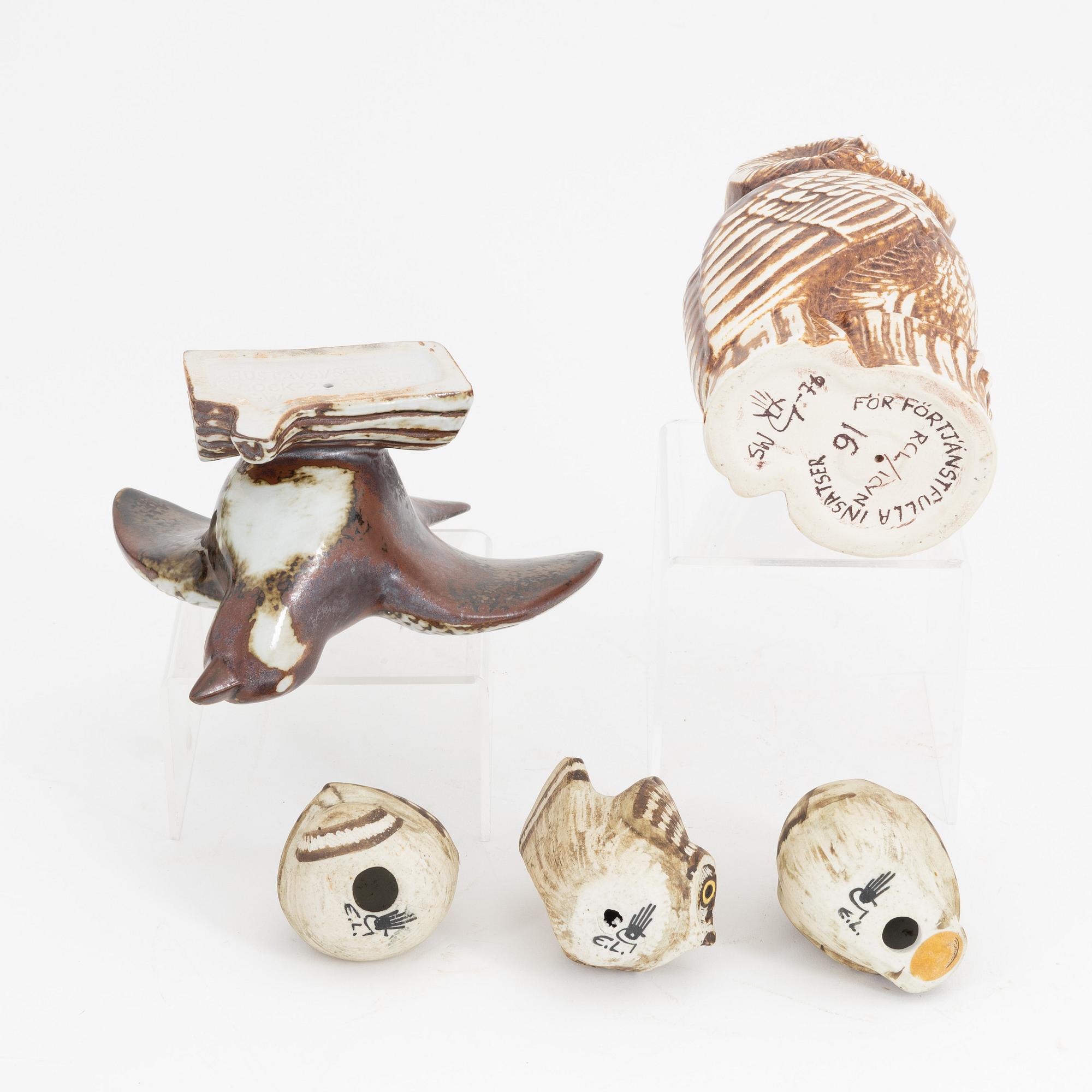 Sven Wejsfelt, two stoneware figurines and Edvard Lindahl, three figurines, Gustavsbergs studio.