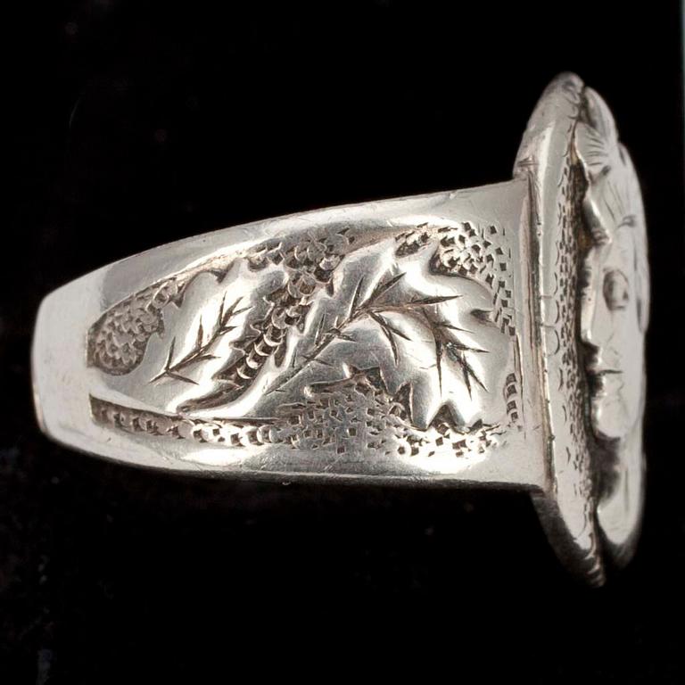 RING samt BROSCH, silver, turkos, Ryssland, 1800-talets slut. Tot vikt ca 22,5 gr.