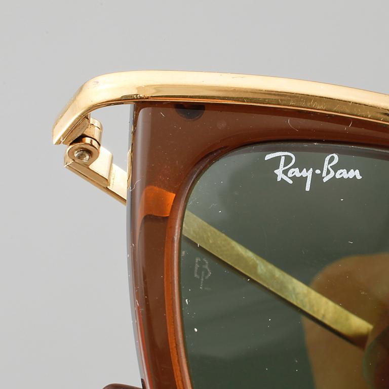 SOLGLASÖGON, 2 st, Ray Ban.