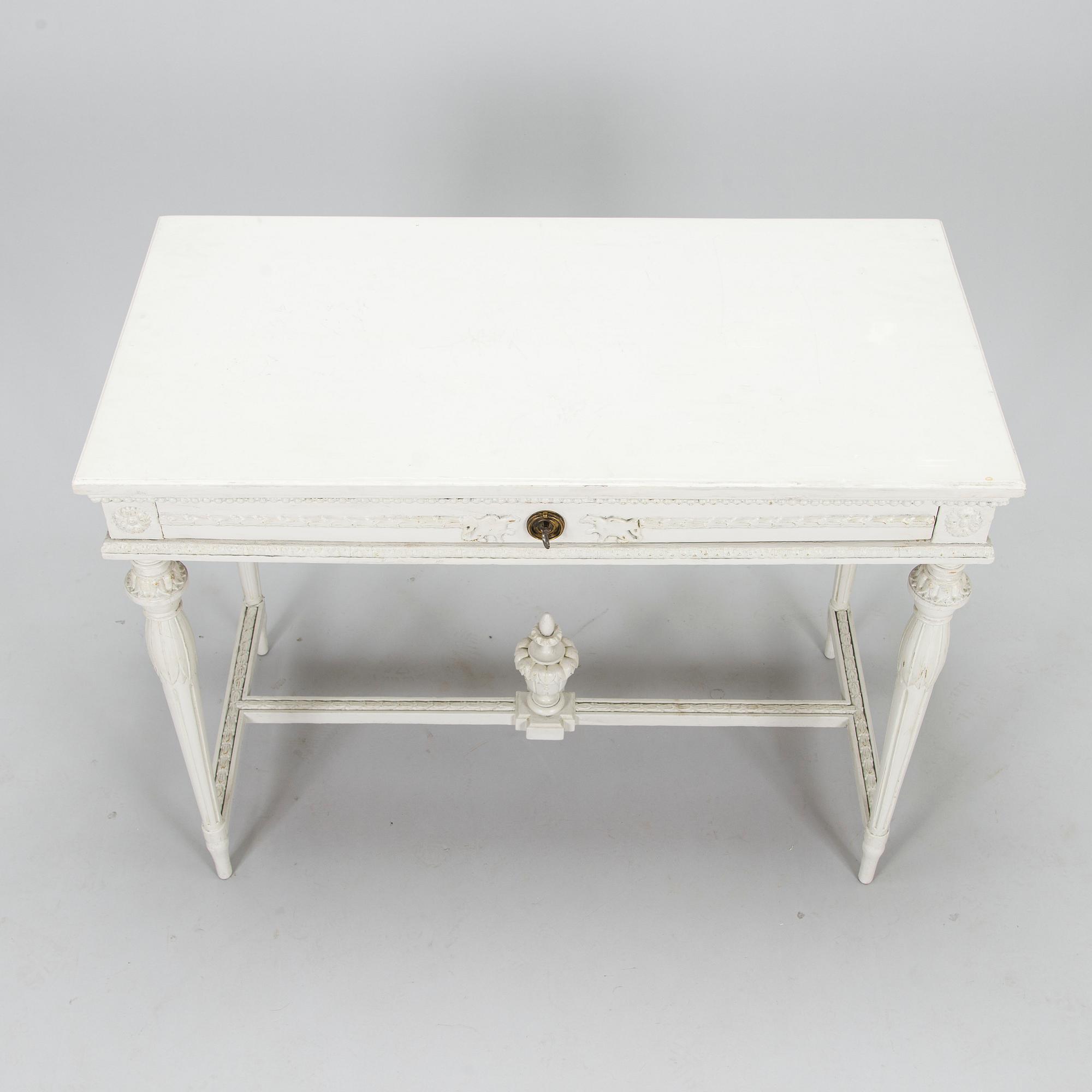 A late Gustavian style console table, first half of the 20th century.