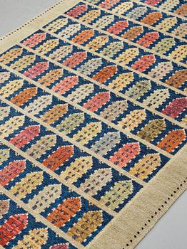 Matto, knotted pile, ca 238 x 157,5-160,5 cm, Sweden the 1940's-50's, unsigned.