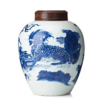 553. A blue and white Transitional jar, 17th Century.