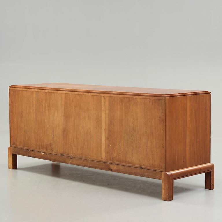 NILS AHRBOM & HELGE ZIMDAHL, a walnut sideboard, Stockholm 1932.