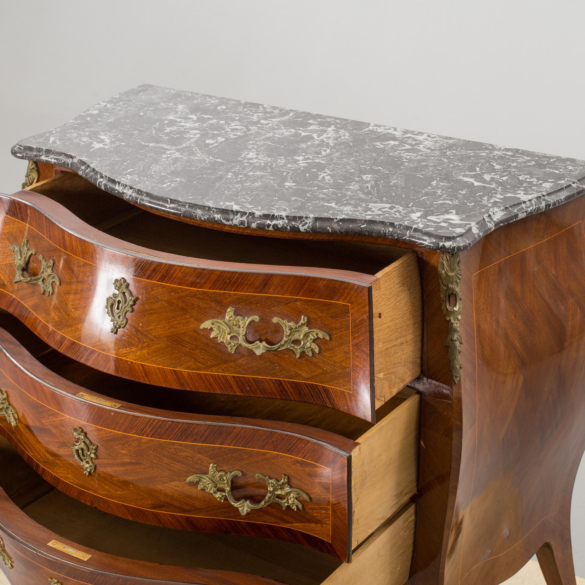 A MID 20TH CENTURY DRAWER ROCOCO STYLE.