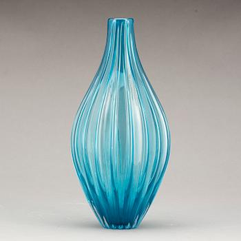 VAS, glas, signerad Kosta Boda, Ann Wåhlström 49422.