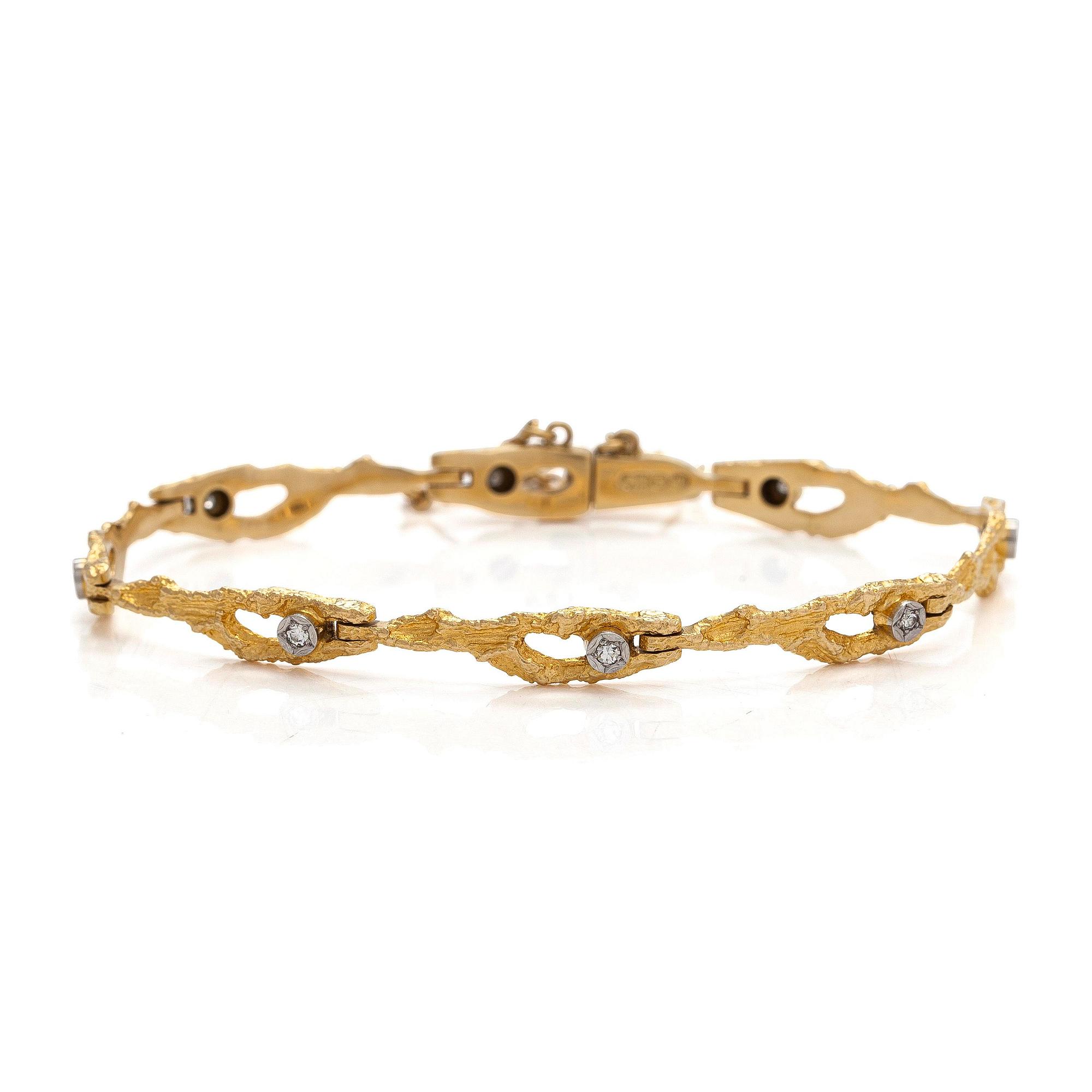 Björn Weckström, an 18K gold bracelet 'Diamond pond' with diamonds for Lapponia 1973.