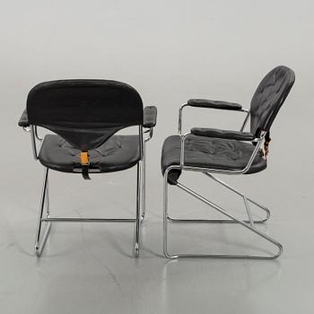 SAM LARSSON, fåtöljer ett par, "Sam" Dux.