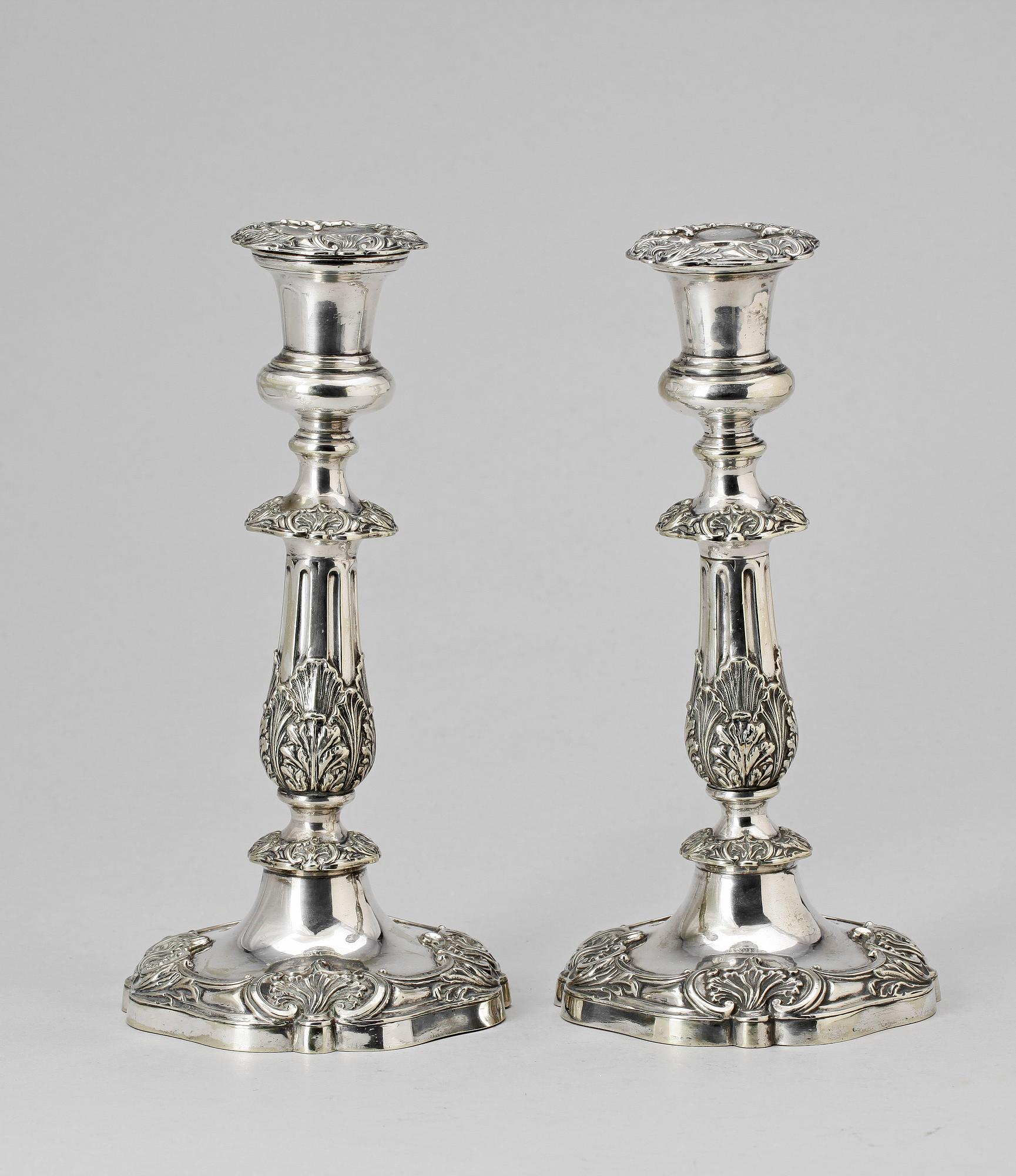 LJUSSTAKAR, ett par, pläter, Storbritannien, 1800-talets första hälft.