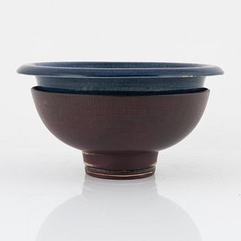 Wilhelm Kåge, a 'Farsta' stoneware bowl, Gustavsbergs studio, 1944.