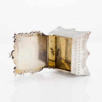 A silver salt-chair, maker's mark of Wilhelm Porthan, Vyborg 1902.