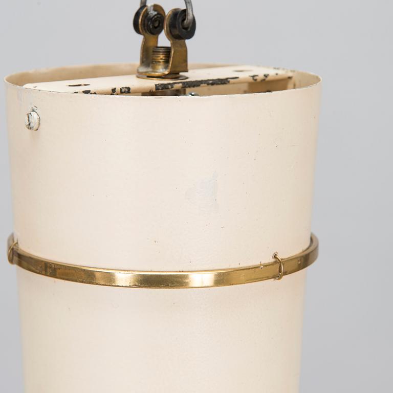 Paavo Tynell, taklampa, modell 9053, Taito 1900-talets mitt.