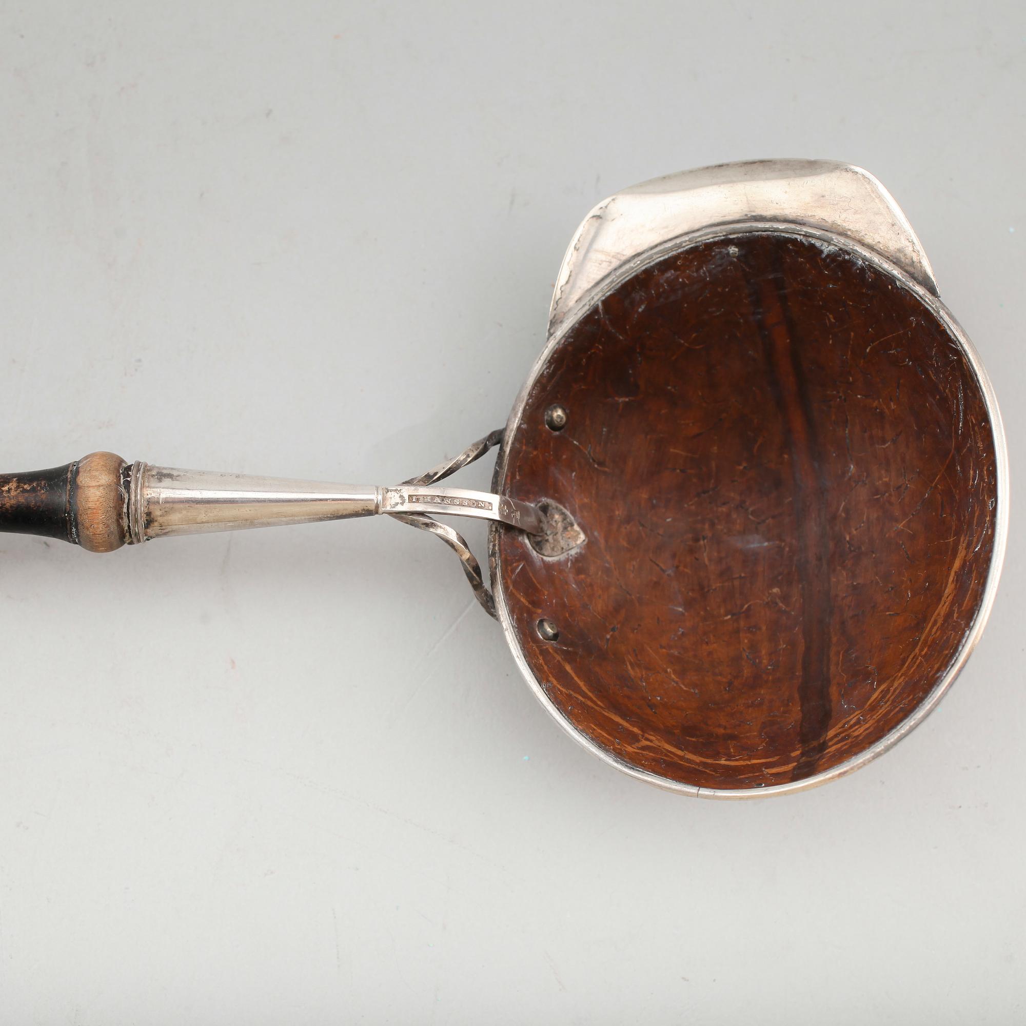 SOPPSLEV, kokosnöt och sannolikt silver, I. Hansson, 1800-tal.