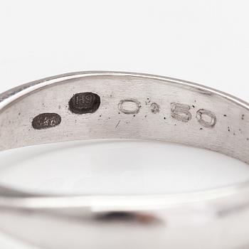 A 14K white gold ring with a ca. 0.50 ct diamond according to engraving.
