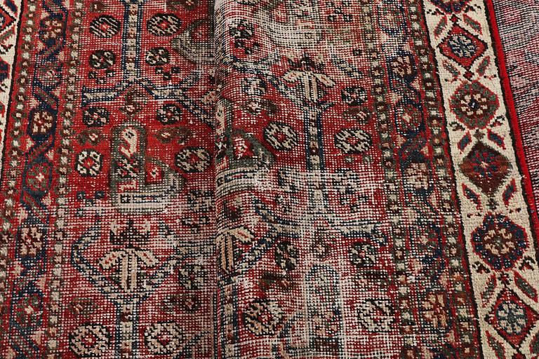 A carpet, Persian, Vintage Design, c. 276 x 190 cm.