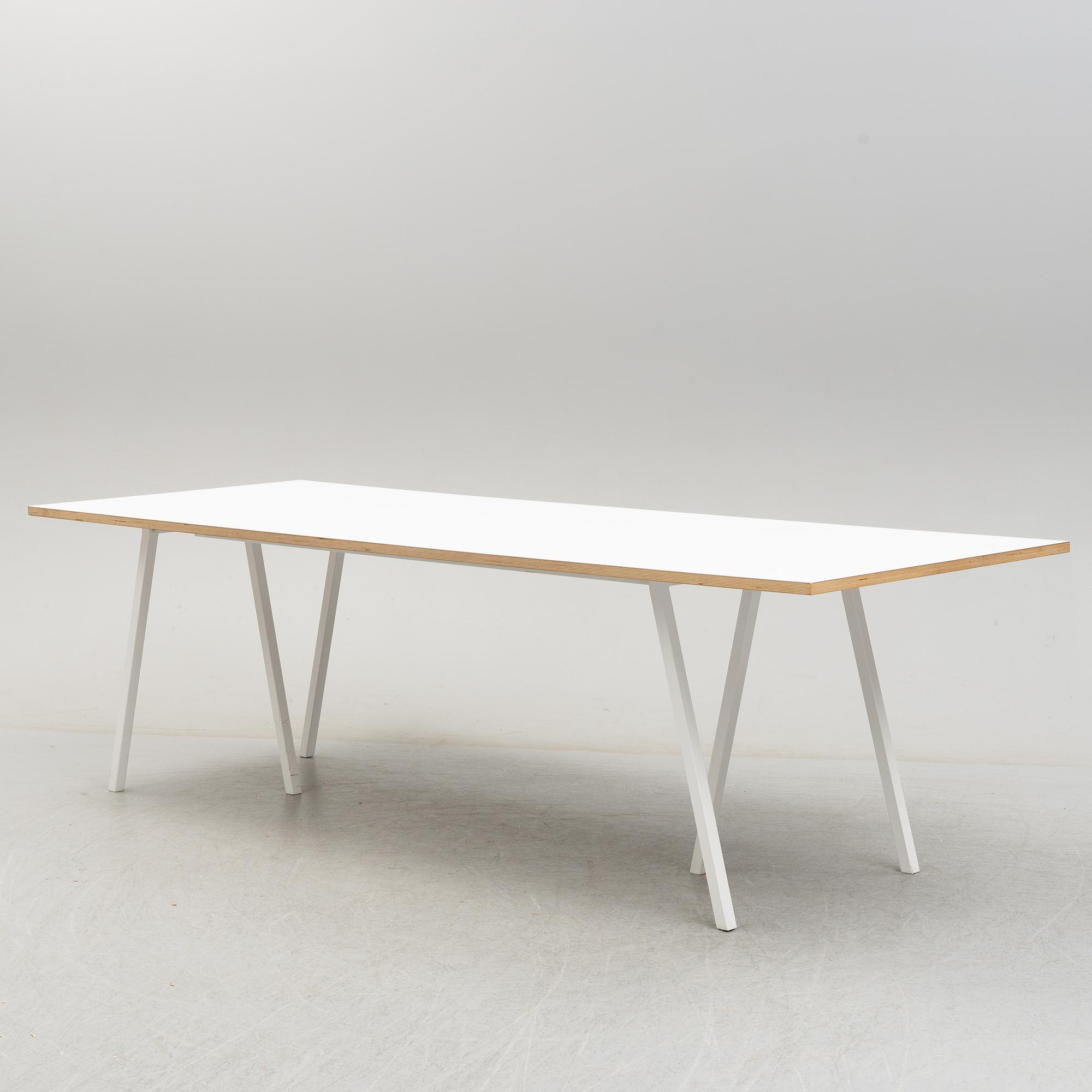 LEIF JORGENSEN, bord, "Loop Stand Table", HAY, 2000-tal.