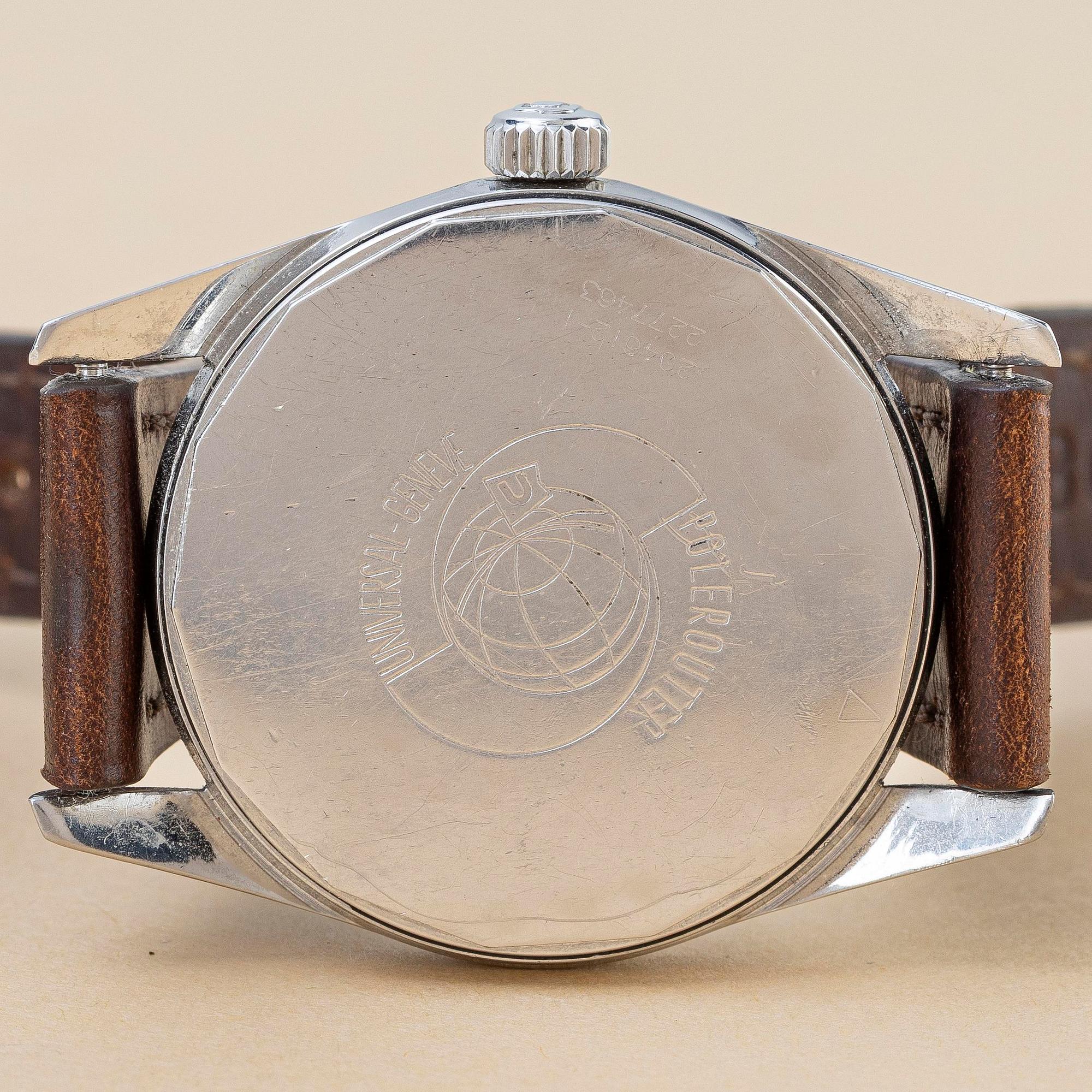 Universal Genève, Polerouter Date, "Crosshair" Dial, ca 1963.