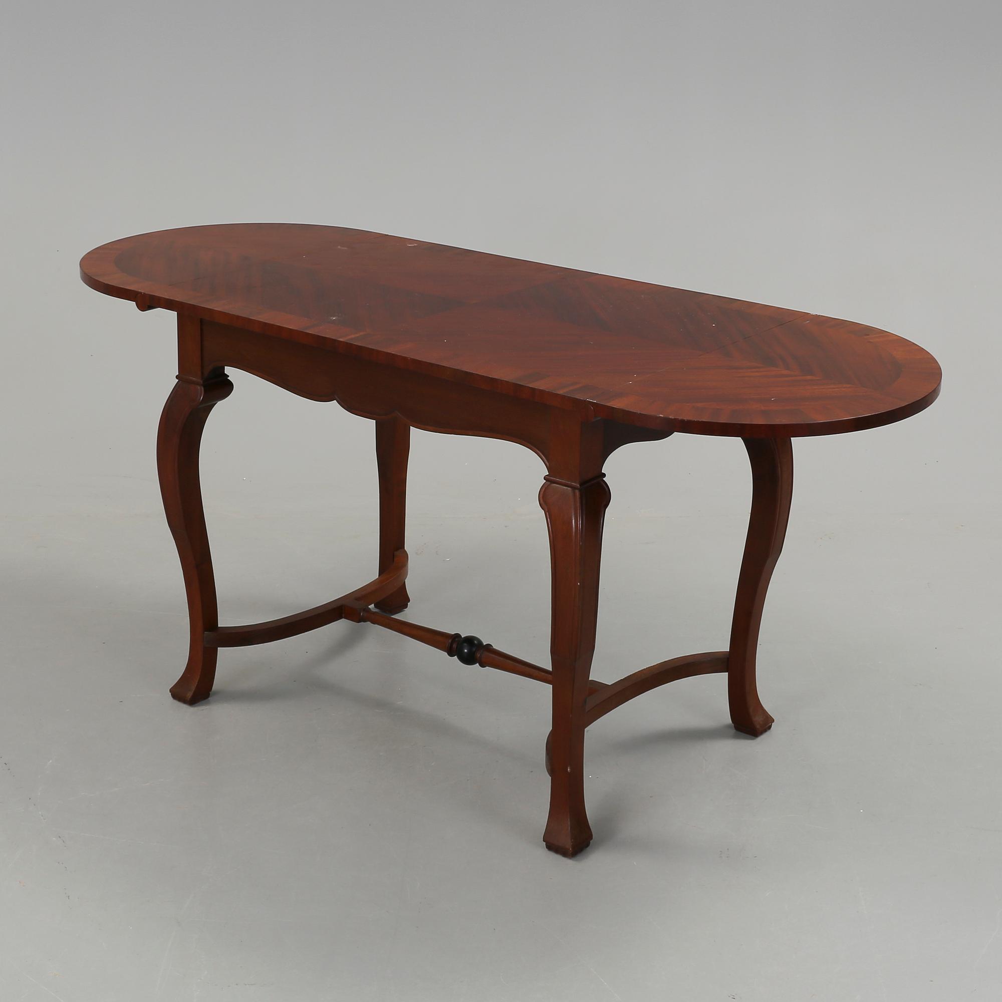 BORD, mahogny, 1920-30-tal.