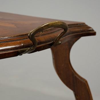 BORD, Emile Gallé. Frankrike, Art Nouveau, omkring år 1900.