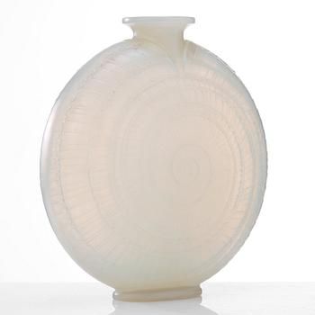 René Lalique, a moulded opalescent "Escargot" glass vase, France 1920-30's, model no 931.