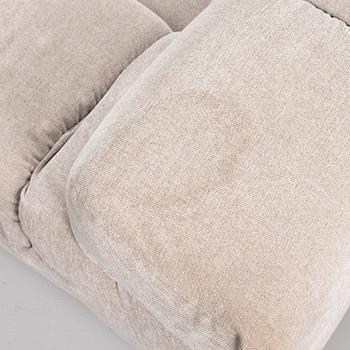 Patricia Urquiola, soffa, "Tufty-Time", B&B Italia, Italien, efter 2005.