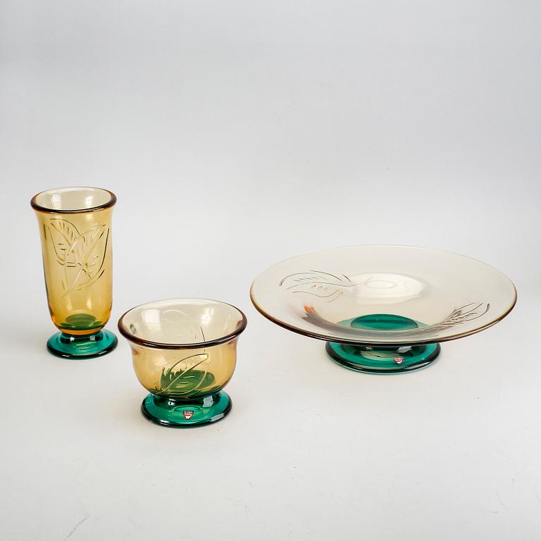 Gunnar Cyrén, bowls / vase, 3 pcs, Orrefors, signed.