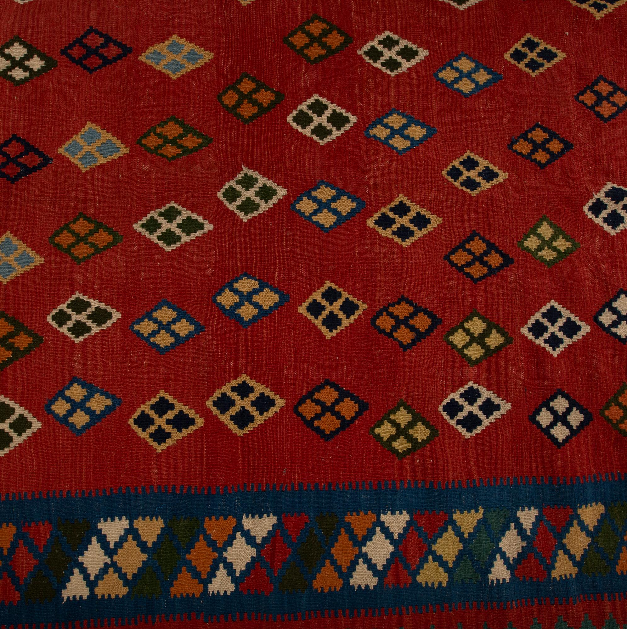 MATTA, Shiraz kelim, ca 230 x 169 cm.