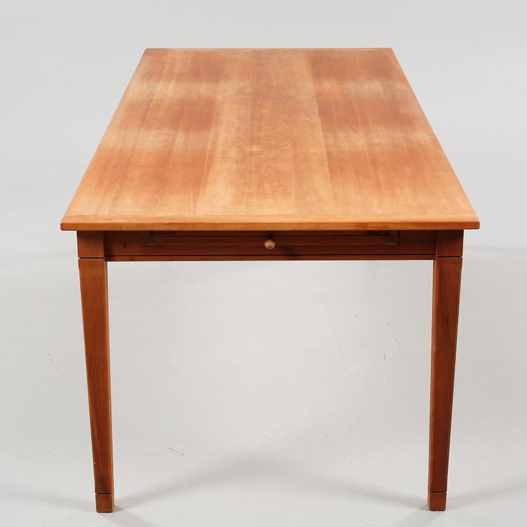 MATBORD, "Gustav", Annika Reutersvärd, Fogia, 1991.