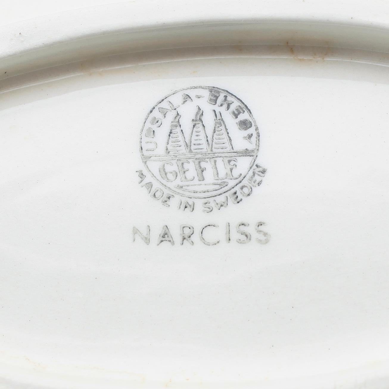 VAS och 2 st FAT, porslin, "Narciss", Lillemor Mannerheim, Upsala-Ekeby, Gefle, 1900-talets mitt.