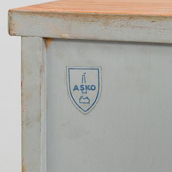 Ilmari Tapiovaara, a 1960's dressing table/sideboard, model 1503, for Asko.