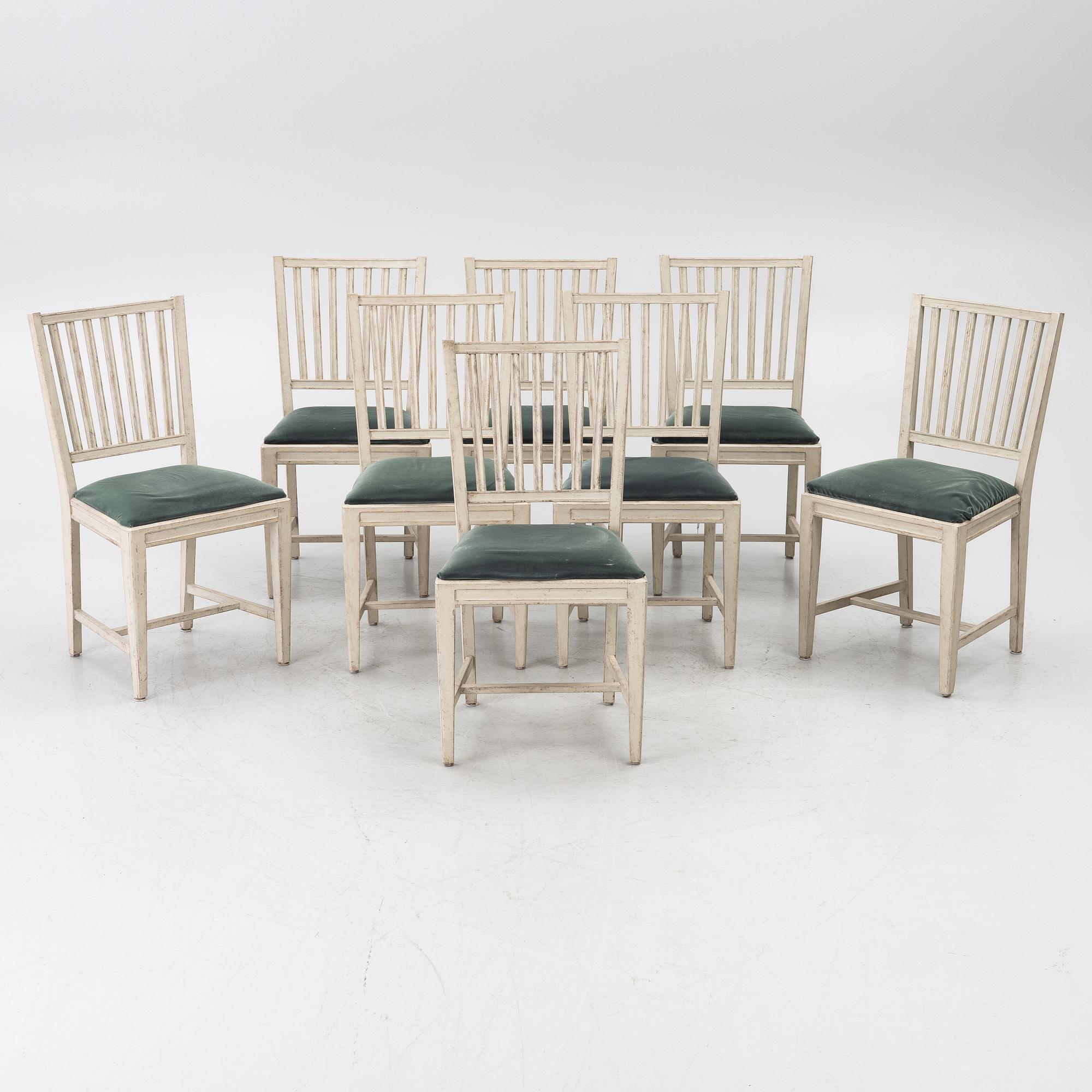 A set of eight chairs, 20th century.