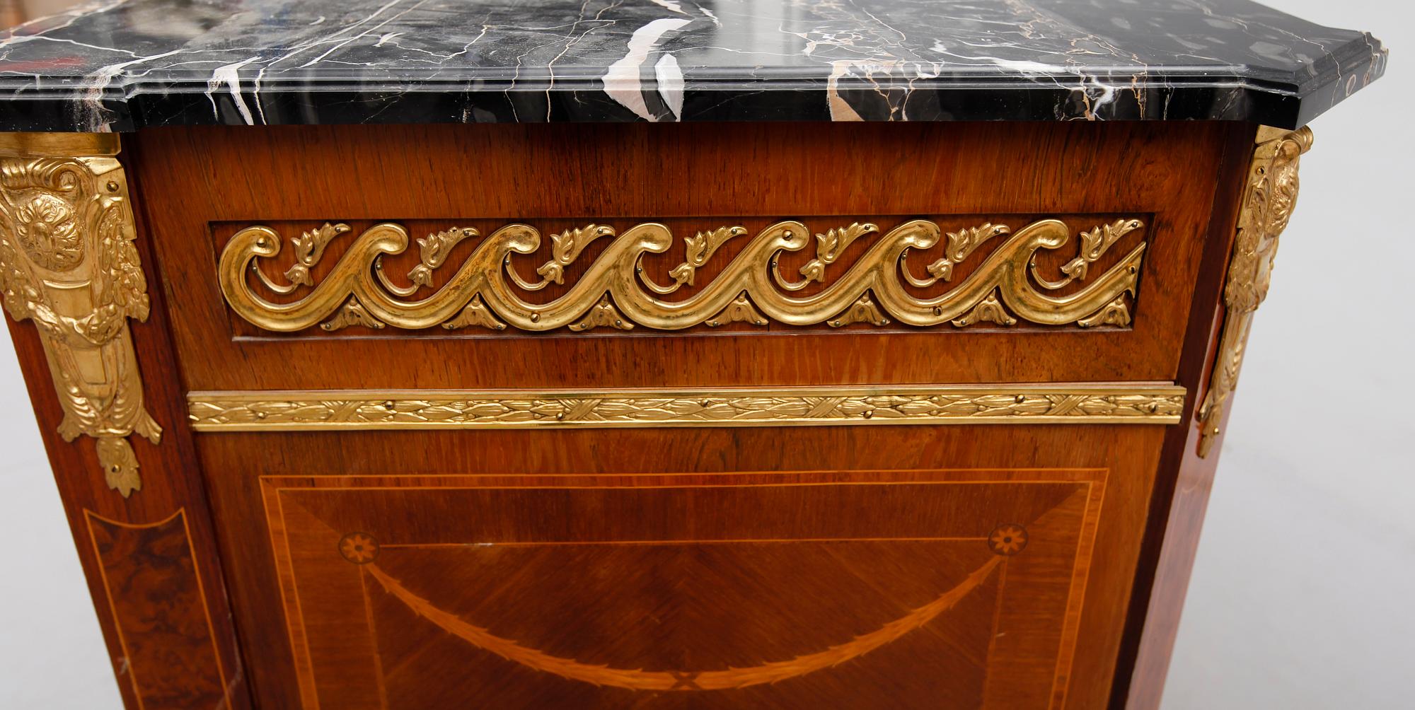 PRAKTBYRÅ, gustaviansk stil, 1900-talets första hälft.