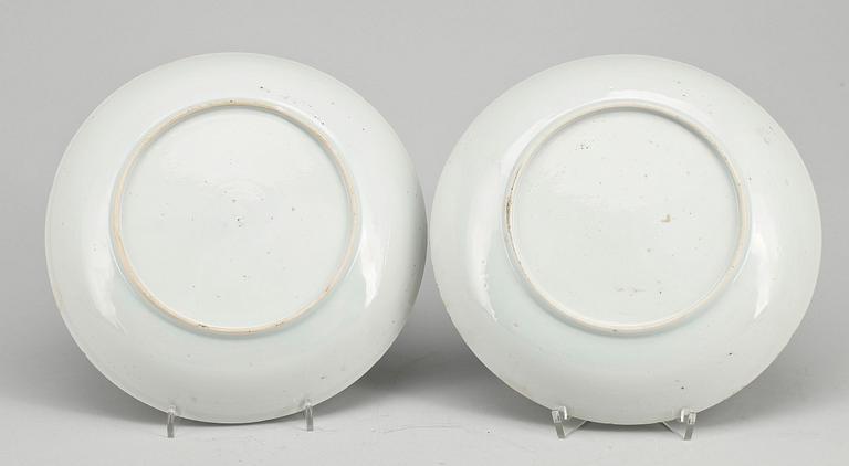 SKÅLFAT, två par, porslin, Kina Qingdynastin, Qialong 1736-95.