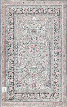 MATTA, silk Hereke, ca 121x76 cm.