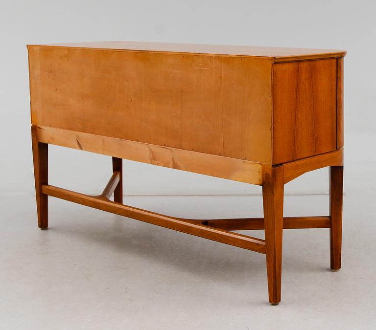 SIDEBOARD, Svenska Möbelfabrikerna Bodafors, 1940-/50-tal.