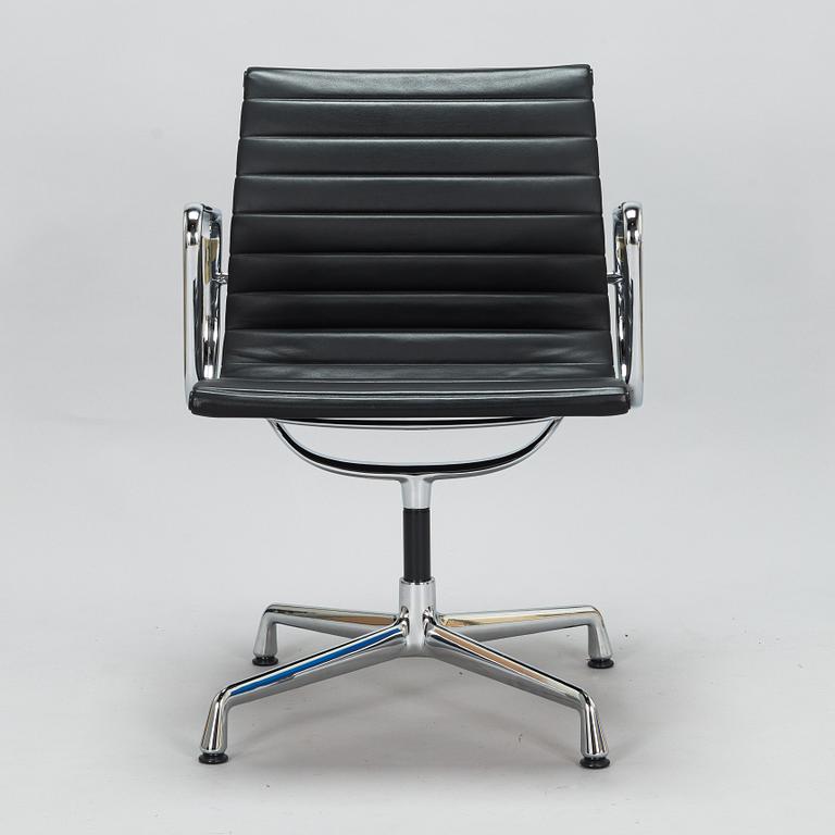 Charles & Ray Eames, an office chair EA 108   for Vitra.